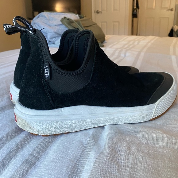 Shoes - Ultra Range vans